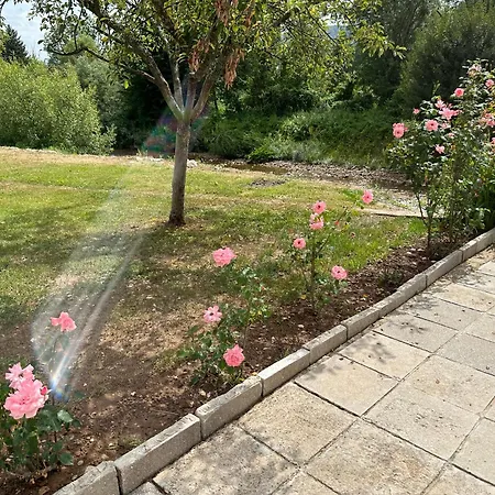 By Expert River Villa
