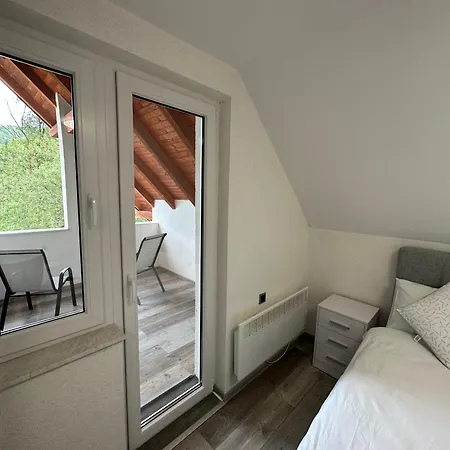 By Expert River Villa *