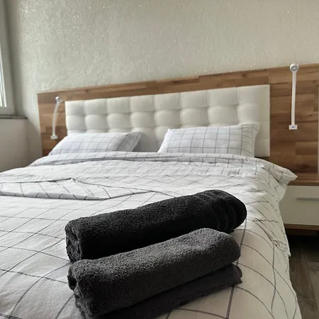 By Expert River Villa Kijevo
