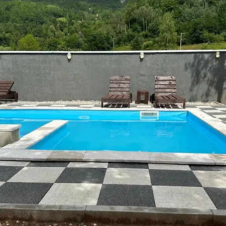 By Expert River Kijevo